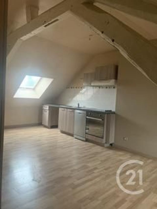 Appartement F3 à louer - 3 pièces - 45.22 m2 - GUERIGNY - 58 - BOURGOGNE - Century 21 Confluences