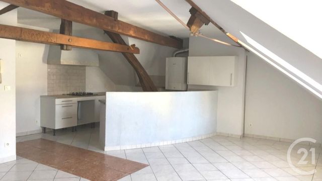 Appartement F4 à louer - 4 pièces - 72.63 m2 - NEVERS - 58 - BOURGOGNE - Century 21 Confluences